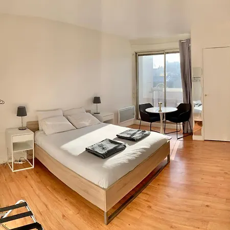 Charming 25m2 With Panoramic View Апартаменты *